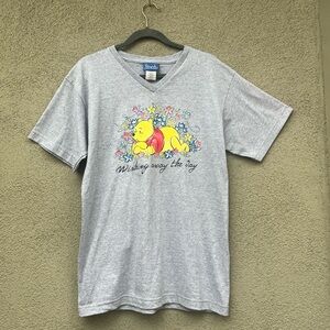Vintage Disney Winnie the Pooh V Nevk T Shirt Womens Size Medium